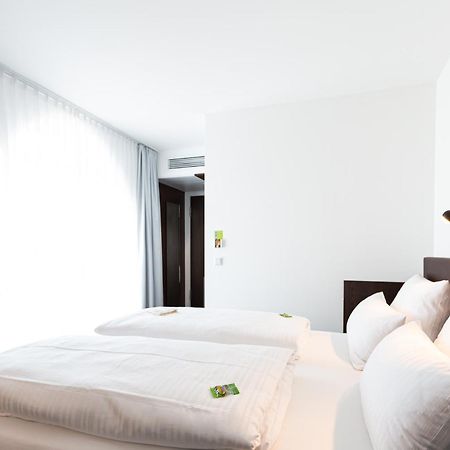 Tobbaccon Hotel เบนส์ไฮม์ ภายนอก รูปภาพ