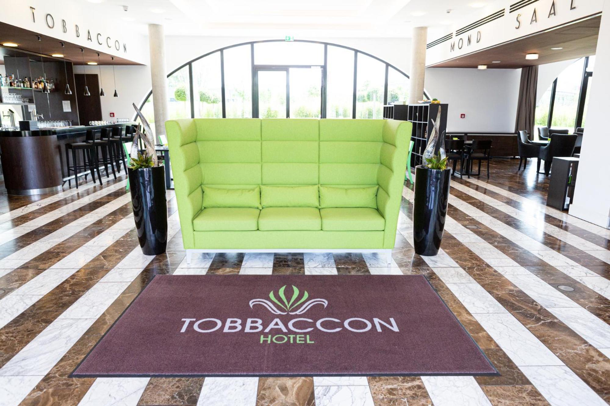 Tobbaccon Hotel เบนส์ไฮม์ ภายนอก รูปภาพ